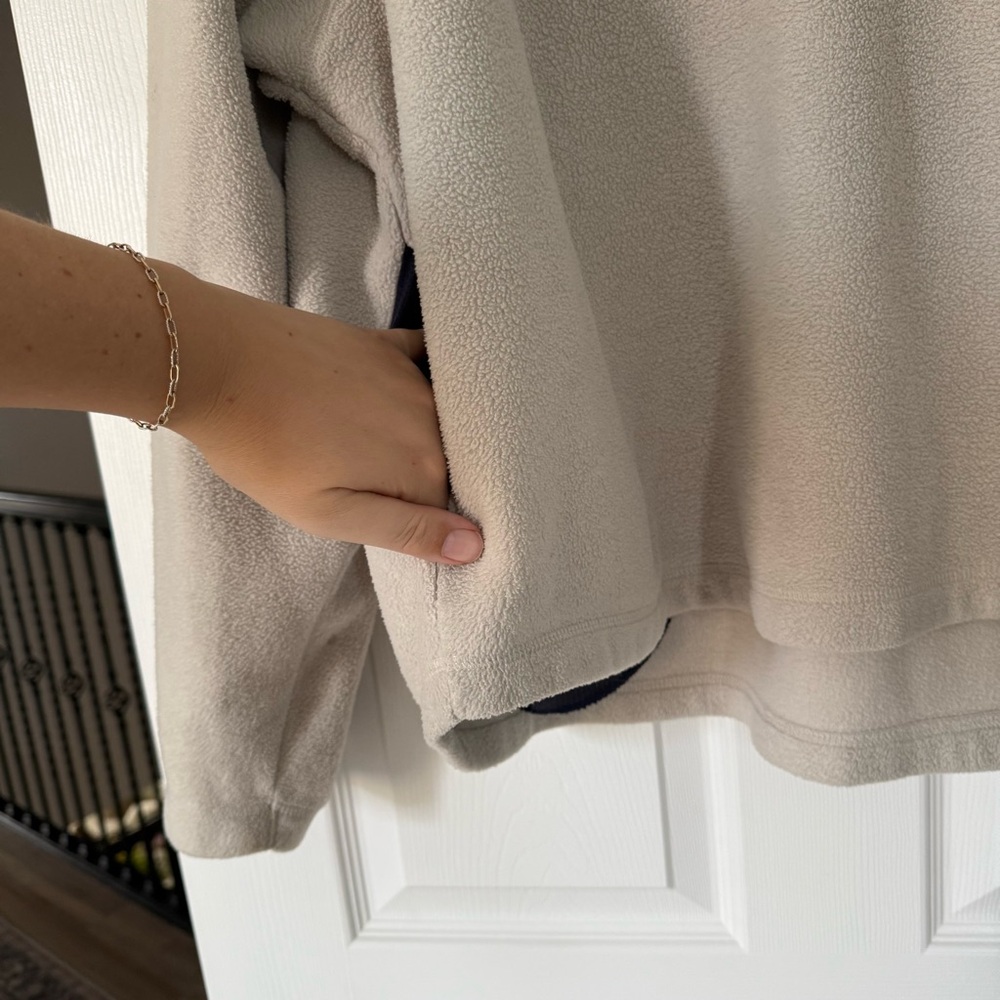 Old Navy Men's Tan Zip-Up Sweater - Picture 5 of 8
